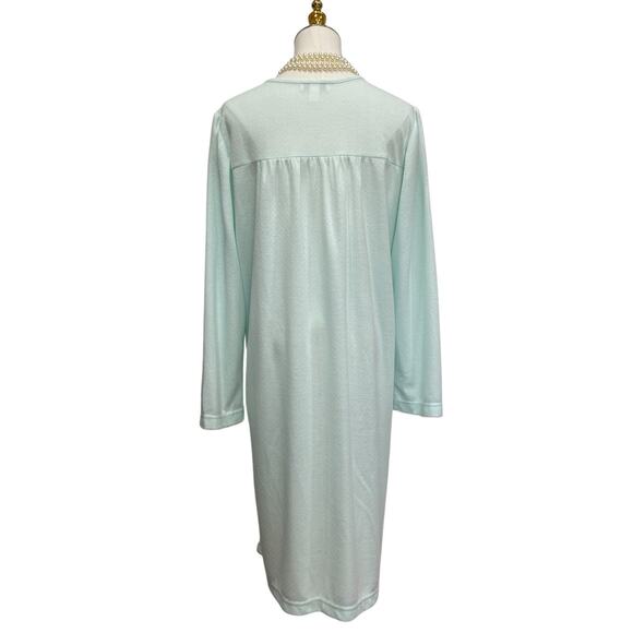 NWT Miss Elaine Cuddleknit Pastel Green Embroidered Nightgown Women’s size L - Picture 6 of 10